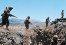 Peste 100 de raniti in timp ce politia israeliana se confrunta cu palestinienii in locul sfant din Ierusalim