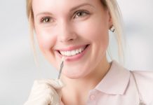 Obtine zambetul la care ai visat cu ajutorul unui implant dentar