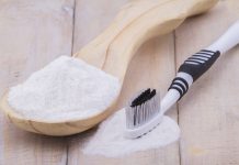 Bicarbonat de sodiu pentru a trata ciuperca unghiilor?