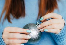 Lasa spiritul sarbatorilor sa se oglindeasca in manichiura ta si “impodobeste-ti” unghiile cu oja semipermanenta!