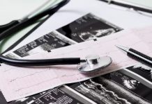 4 diferențe dintre EKG și ecocardiografie