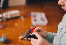 Top 3 activități care îl pot ajuta pe copilul tău să se dezvolte armonios