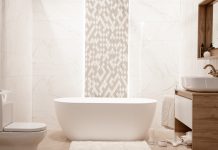 Design și funcționalitate: integrarea căzii în amenajarea băii