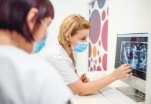 Te întorci în țară? Combină vizita cu tratamente stomatologice moderne și eficiente