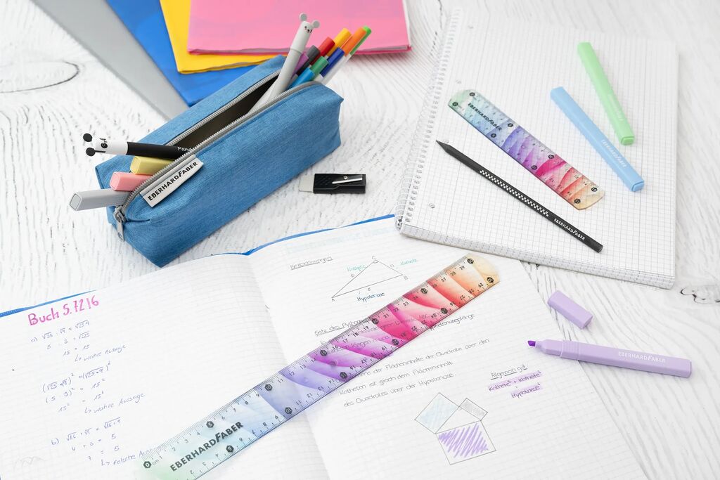 570012-ruler-rainbow-30-cm-flexibel-ps-internet.jpg